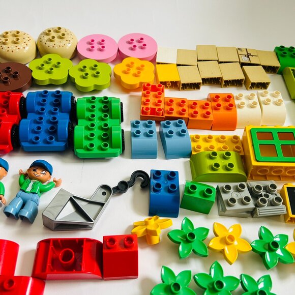 LEGO Duplo Mixed Lot Airplane Cars Figures Window Flowers Cupcake Blocks 71 pcs - Picture 3 of 10